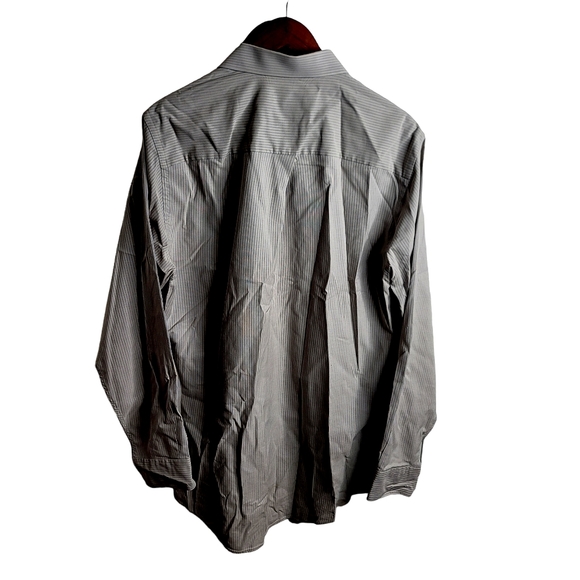 DKNY Luxury Striped Button Down Shirt. Perfect! - Picture 6 of 6